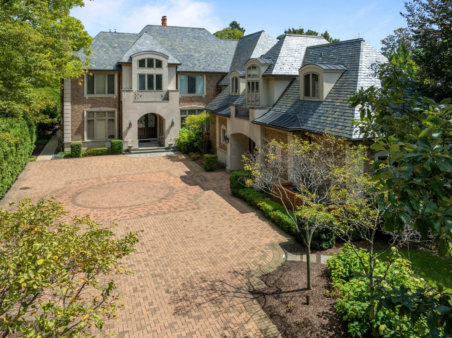 765 Sheridan Road Winnetka, IL 60093 - Photo 2 of 63 Gallery Image 2