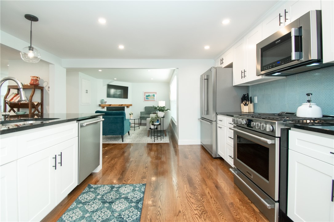 58 Collins Street Bristol, RI 02809 - Photo 8 of 37 Kitchen
