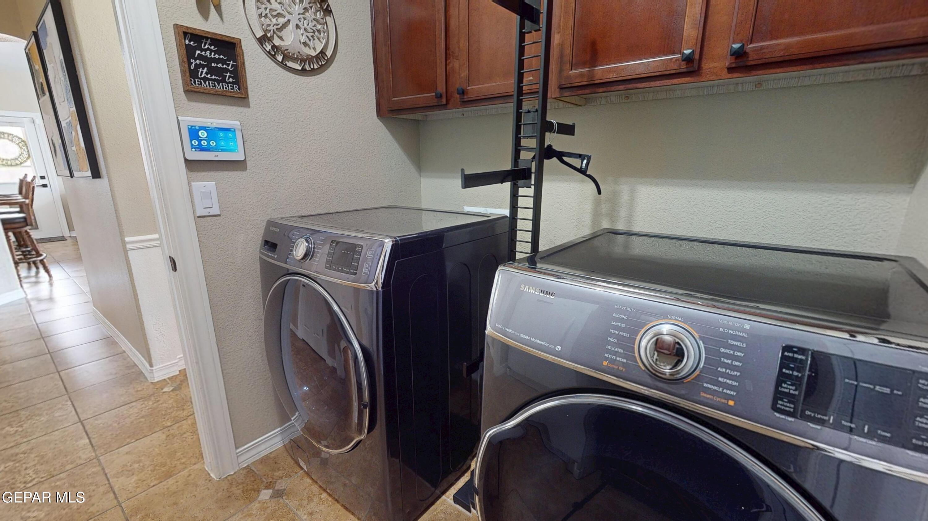12239 Rathmore Drive El Paso, TX 79928 - Photo 20 of 60 Laundry Rm
