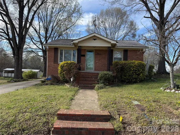 $300,000 | 199 McKinnon Avenue Northeast, Concord, NC 28025