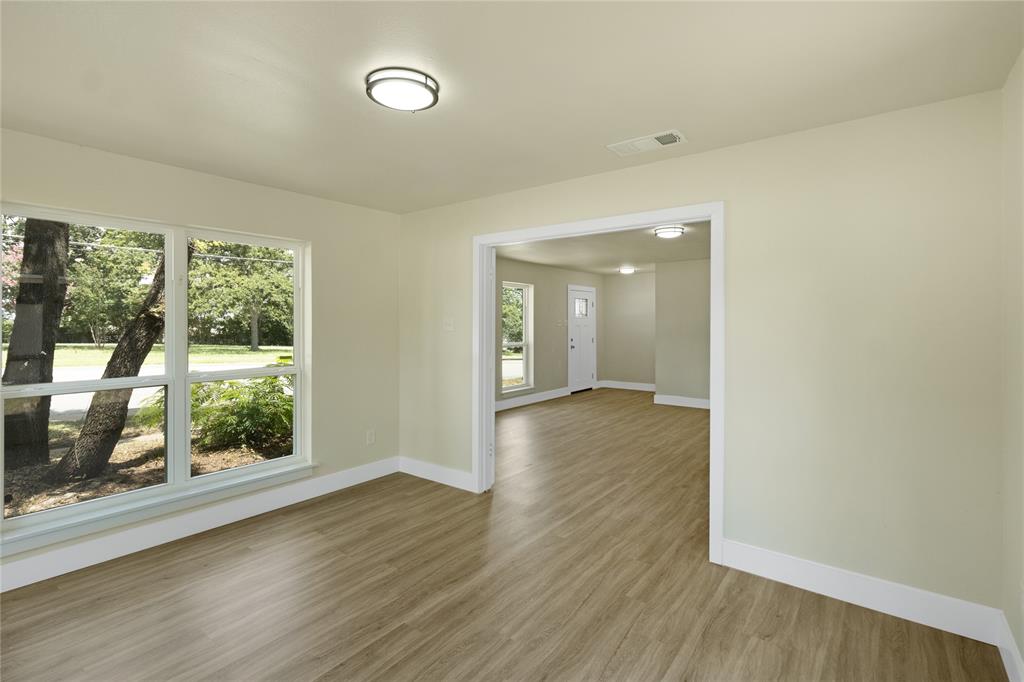 6112 West Poly Webb Road Arlington, TX 76016 - Photo 8 of 40