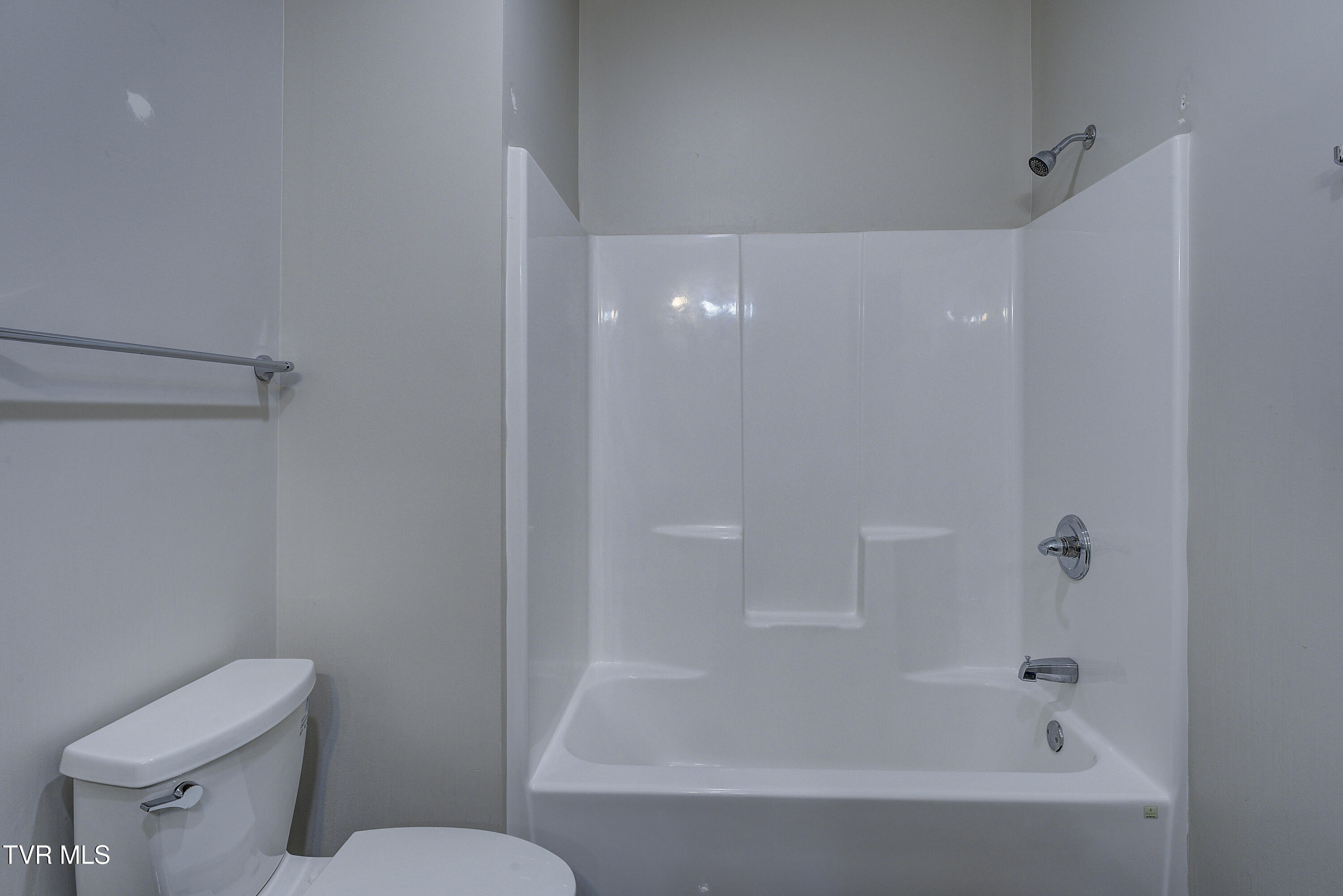121 North Commerce Street, Unit 208 Johnson City, TN 37604 - Photo 18 of 23 NCommerceSt-204-17