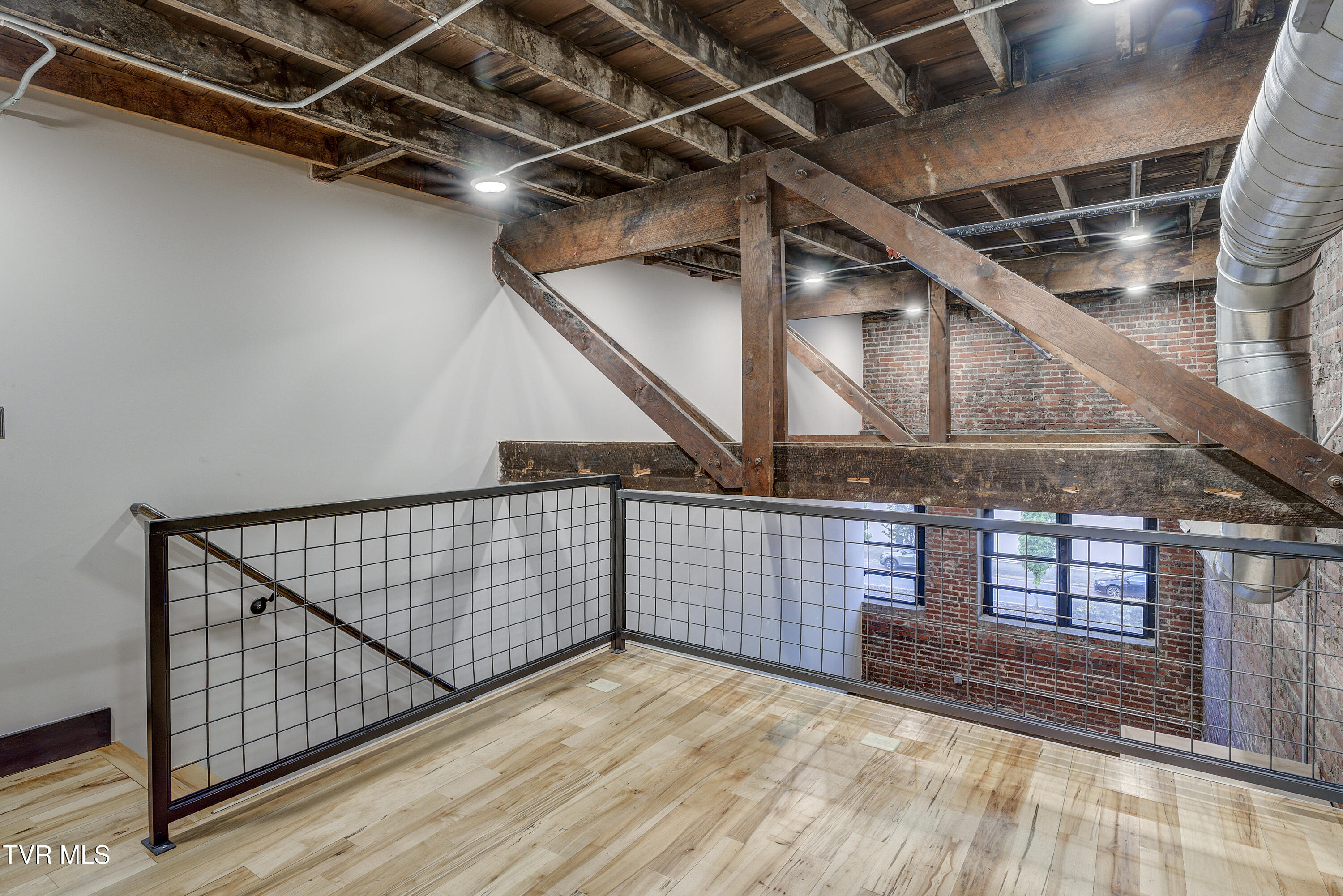 121 North Commerce Street, Unit 208 Johnson City, TN 37604 - Photo 7 of 23 NCommerceSt-204-6