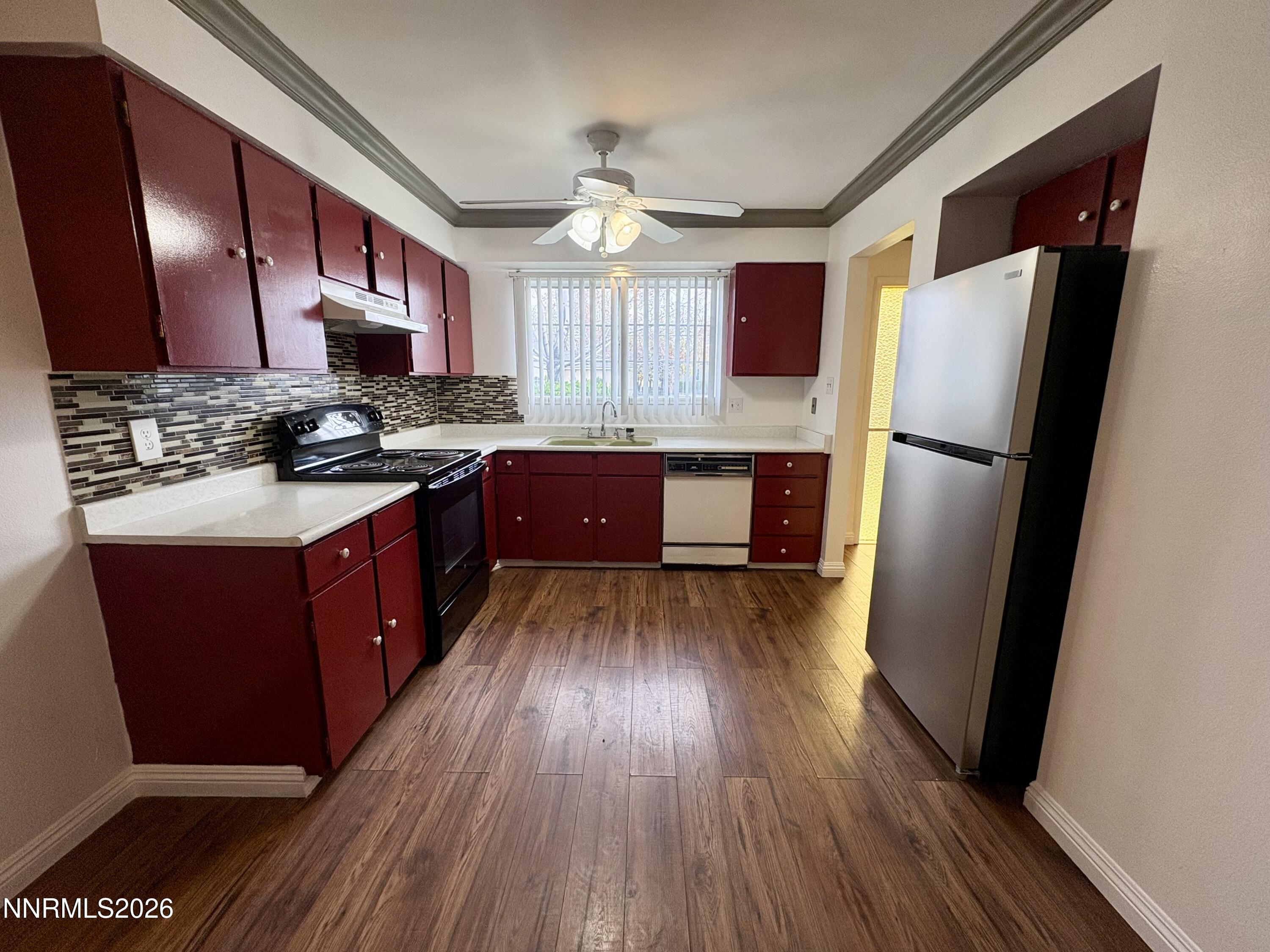 299 Smithridge Park Reno, NV 89502 - Photo 3 of 30 IMG_0539