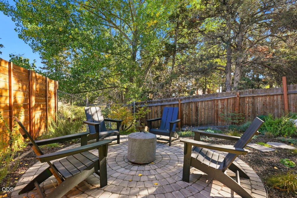 1571 Northeast Butler Market Road Bend, OR 97701 - Photo 24 of 32 Gallery Image 24