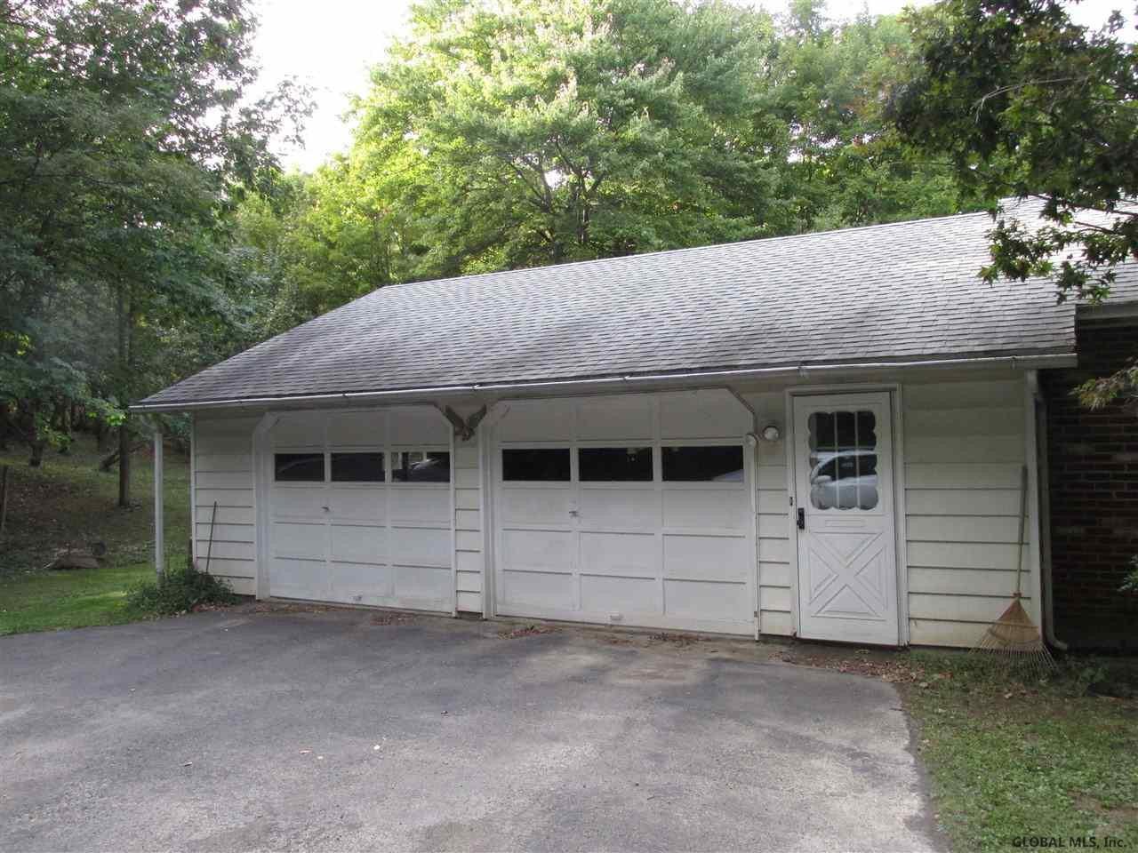 335 Roxbury Road Claverack, NY 12534 - Photo 3 of 25 Photo 3