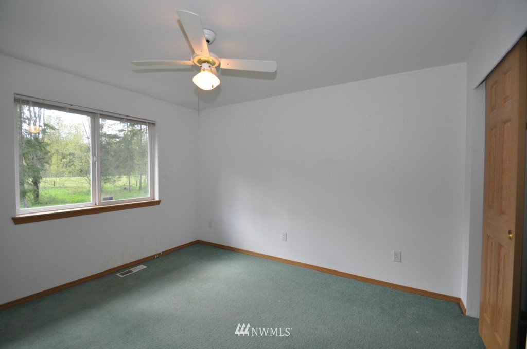 7904 Skinner Road Granite Falls, WA 98252 - Photo 11 of 18