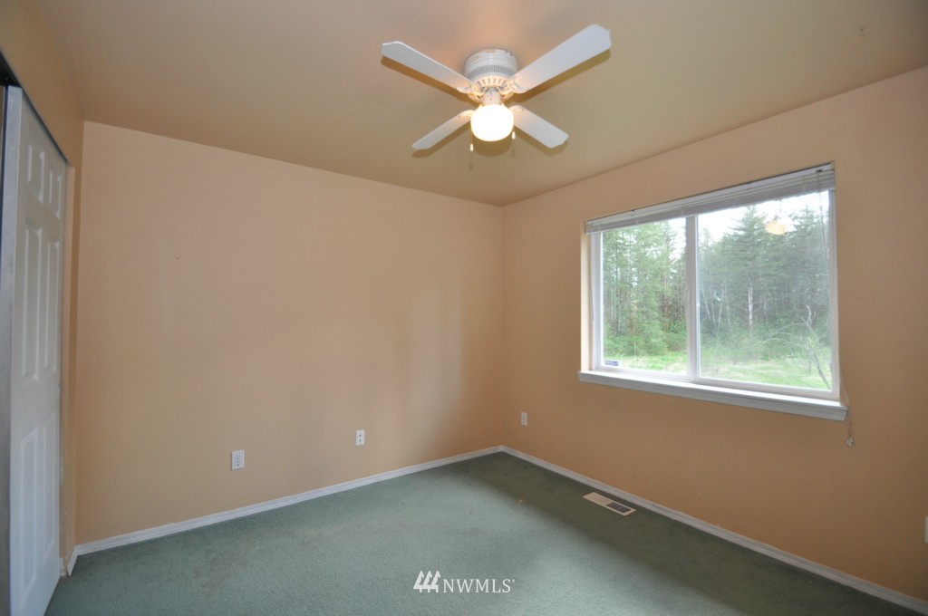 7904 Skinner Road Granite Falls, WA 98252 - Photo 12 of 18