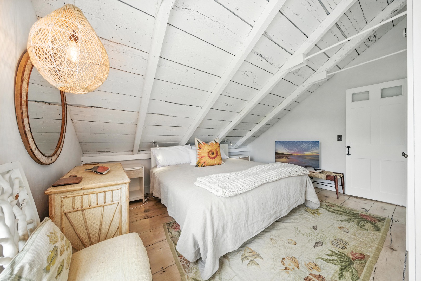 27 North Liberty Street Nantucket, MA 02554 - Photo 22 of 40 2nd Floor Primary Bedroom