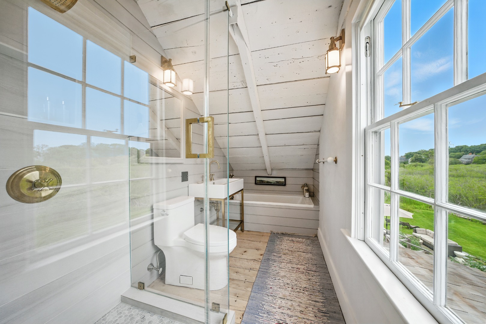 27 North Liberty Street Nantucket, MA 02554 - Photo 23 of 40 2nd Floor Primary Bath