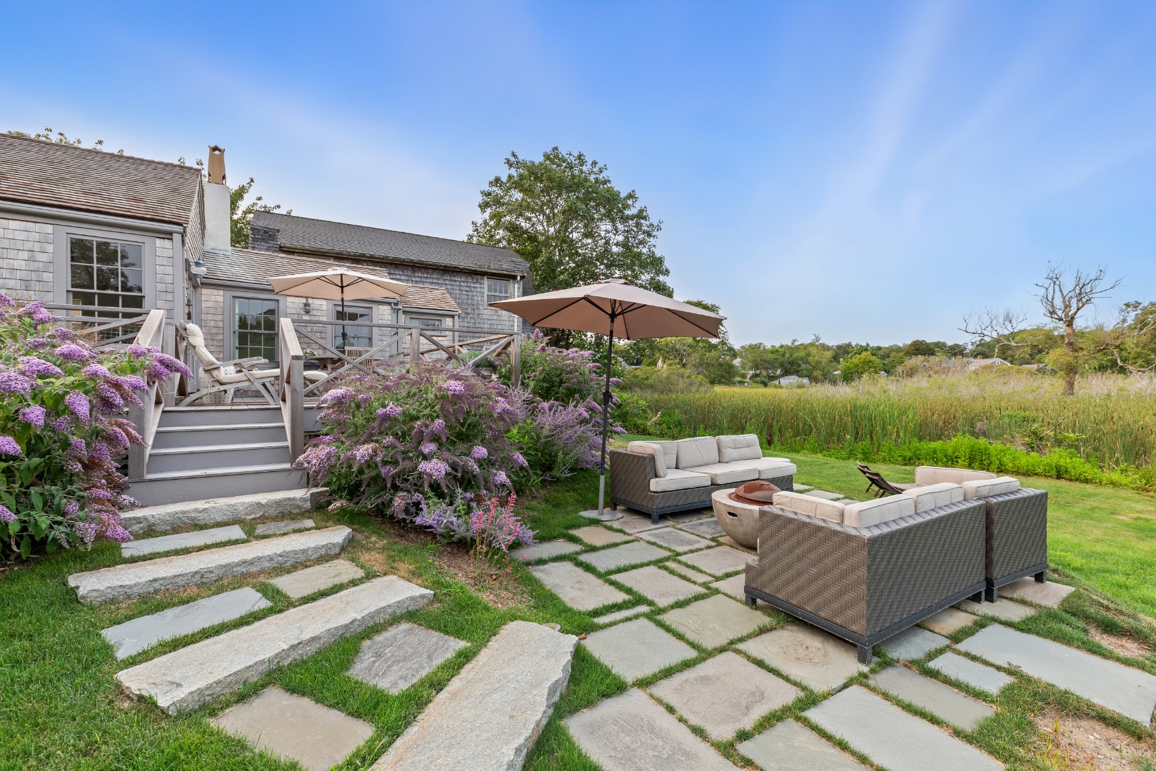 27 North Liberty Street Nantucket, MA 02554 - Photo 27 of 40