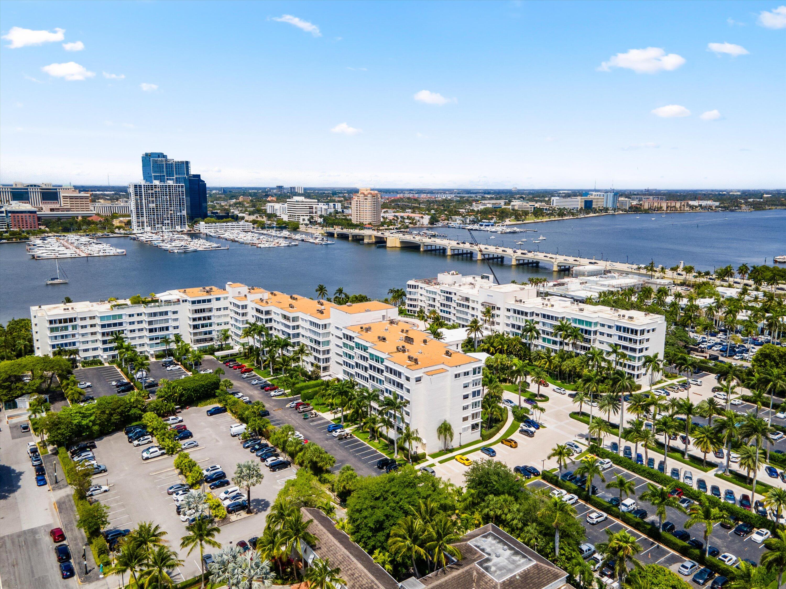 44 Cocoanut Row, Unit T27 Palm Beach, FL 33480 - Photo 36 of 40 a view of a lake with a city