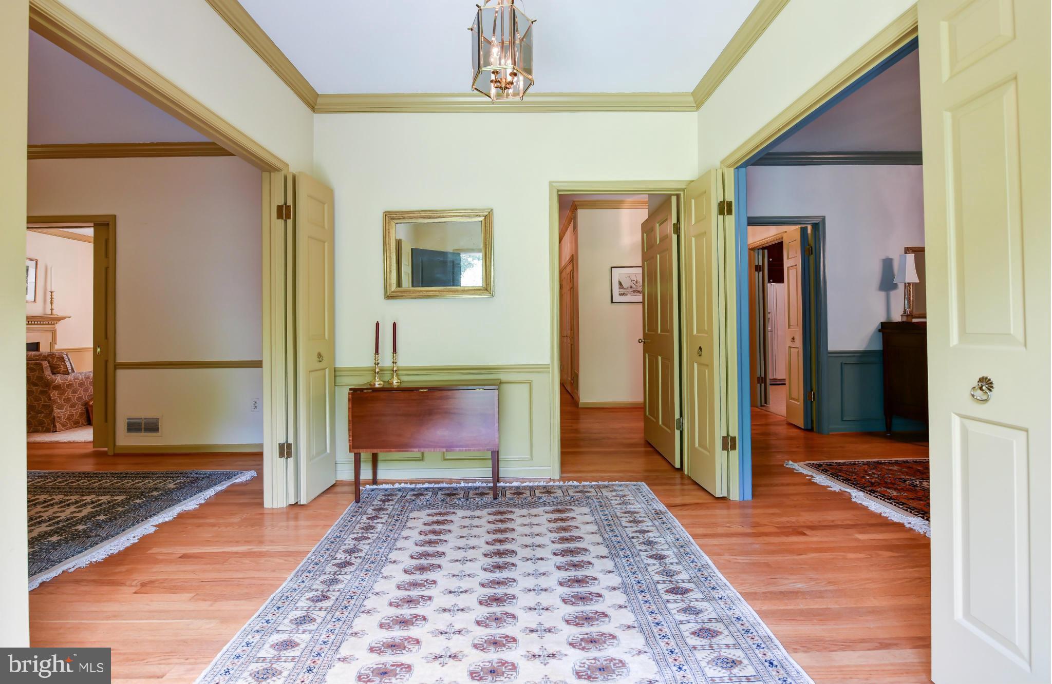 8703 Brook Road McLean, VA 22102 - Photo 2 of 30 Interior (General)