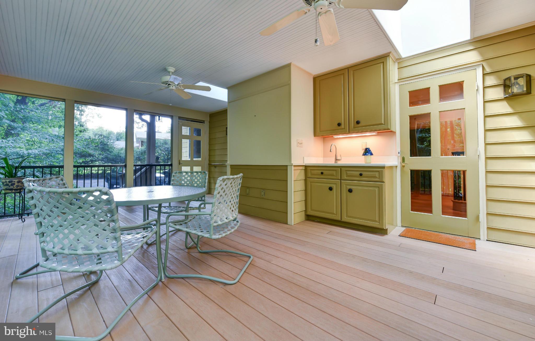8703 Brook Road McLean, VA 22102 - Photo 12 of 30 Interior (General)
