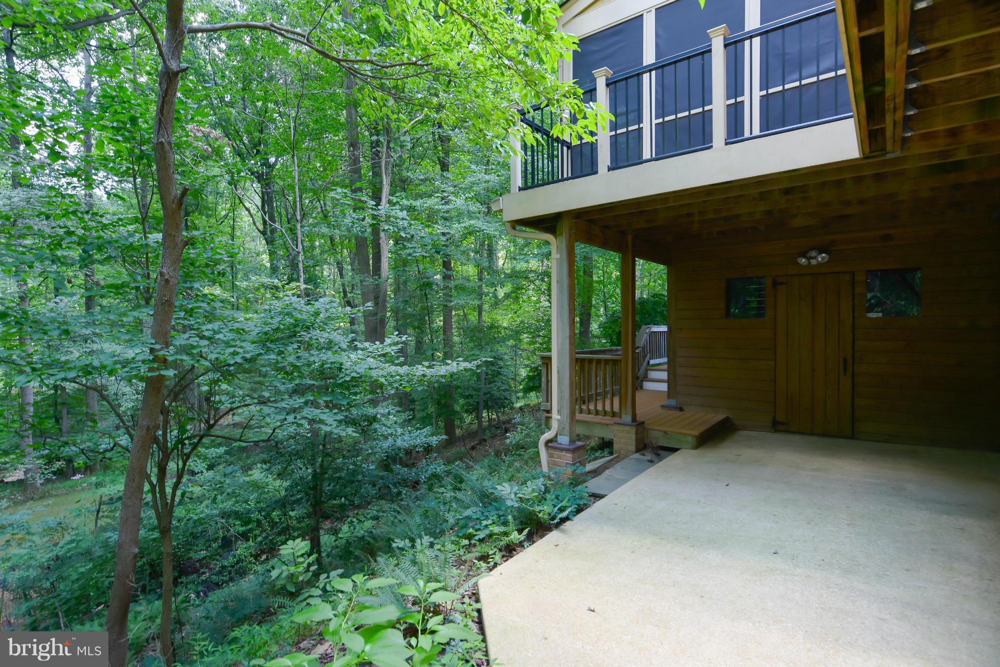 8703 Brook Road McLean, VA 22102 - Photo 22 of 30 Exterior (General)