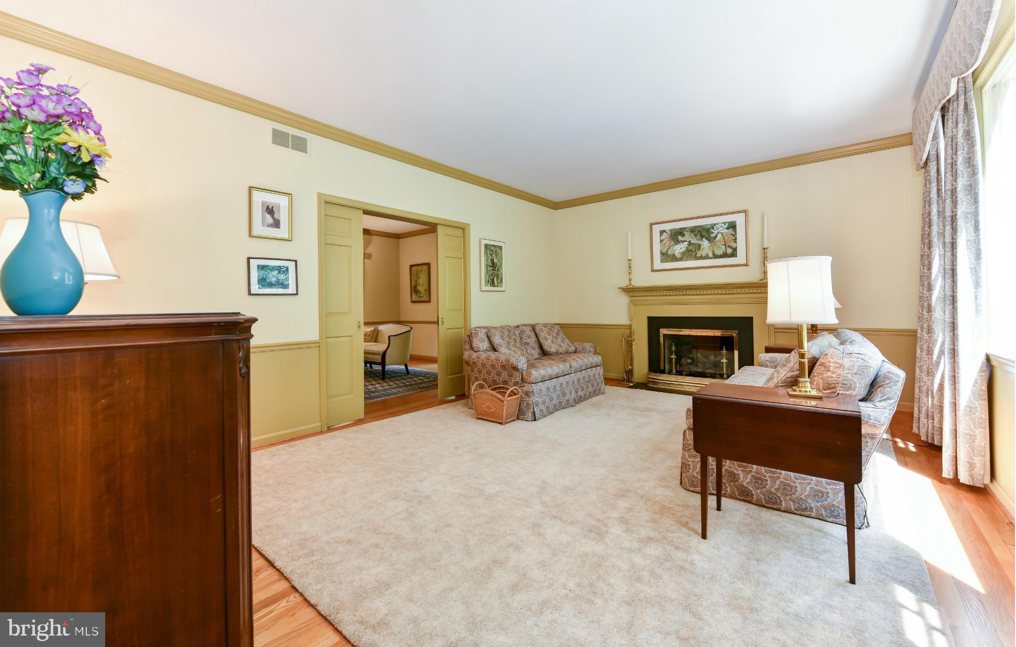 8703 Brook Road McLean, VA 22102 - Photo 6 of 30 Family Room