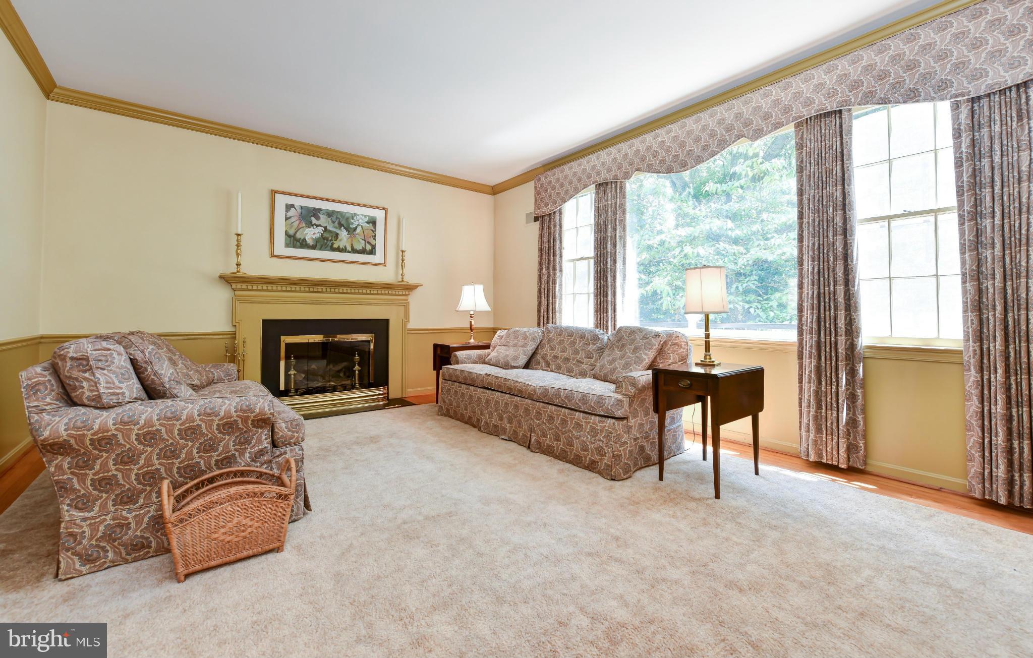 8703 Brook Road McLean, VA 22102 - Photo 7 of 30 Family Room