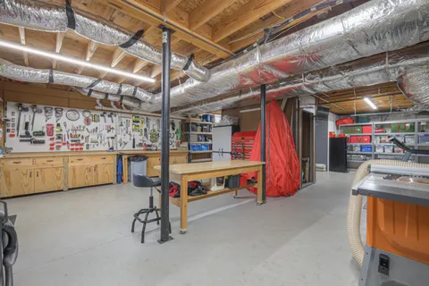 $779,900 | 6752 Autumnwood Drive, Nashville, TN 37221