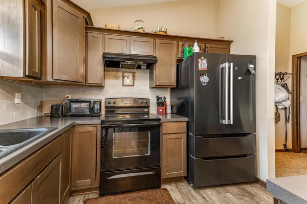 $284,900 | 260 Sunrise Circle, Rose Hill, KS 67133