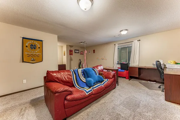 $284,900 | 260 Sunrise Circle, Rose Hill, KS 67133