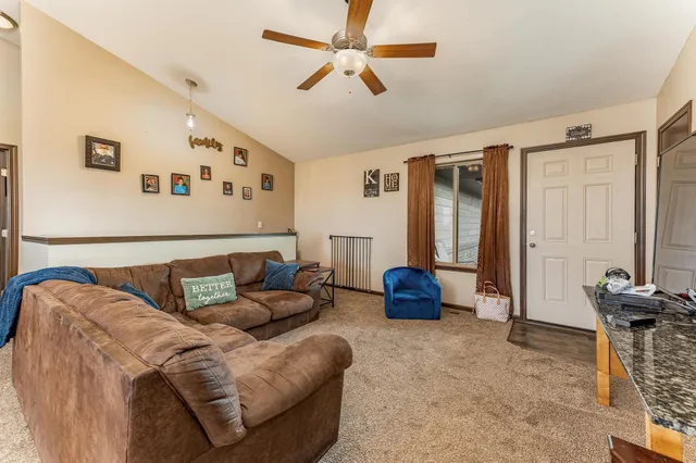 $284,900 | 260 Sunrise Circle, Rose Hill, KS 67133