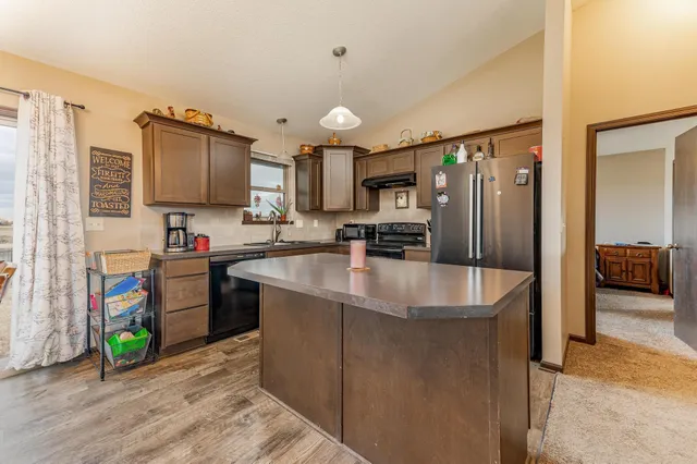 $284,900 | 260 Sunrise Circle, Rose Hill, KS 67133