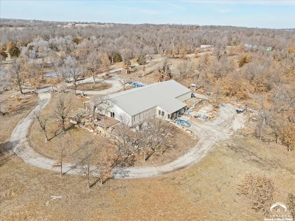 $850,000 | 22559 Fall Leaf Road, Linwood, KS 66052