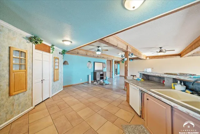 $850,000 | 22559 Fall Leaf Road, Linwood, KS 66052