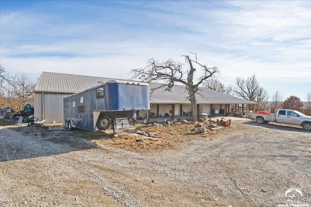 $850,000 | 22559 Fall Leaf Road, Linwood, KS 66052
