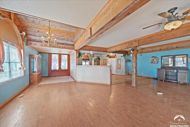 $850,000 | 22559 Fall Leaf Road, Linwood, KS 66052