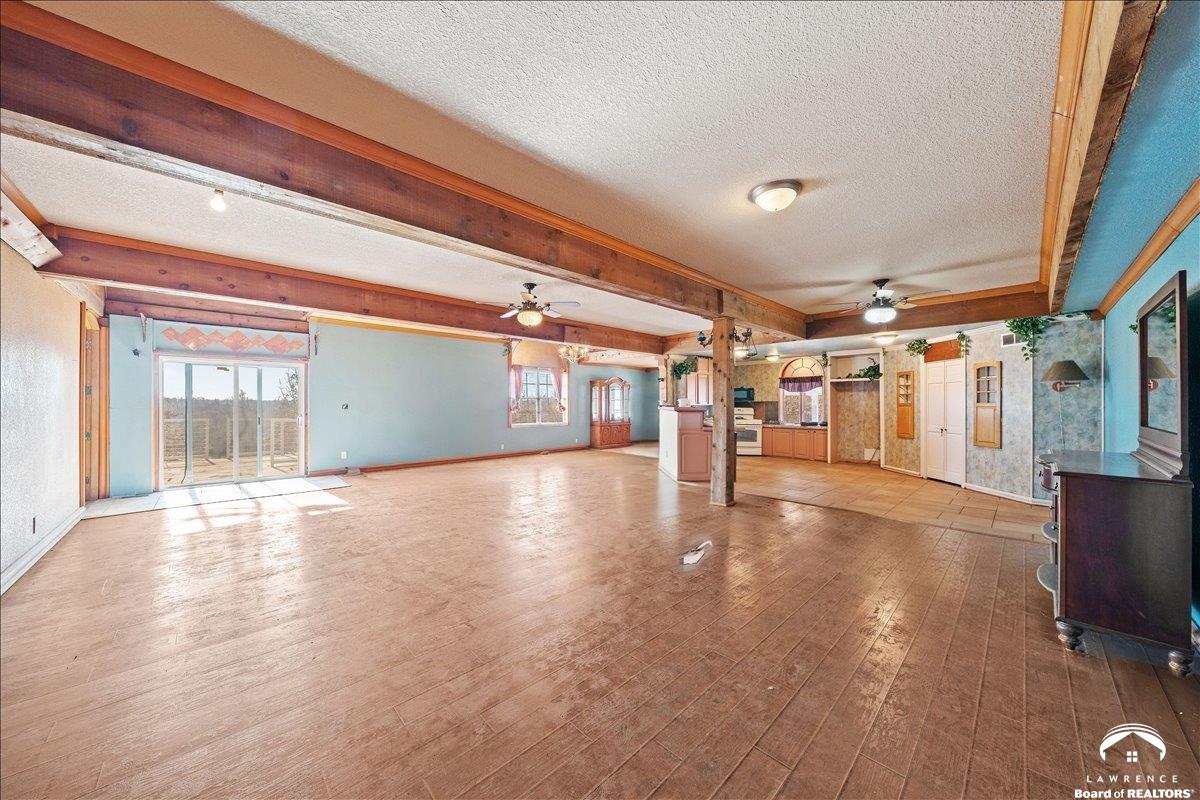 22559 Fall Leaf Road Linwood, KS 66052 - Photo 7 of 39