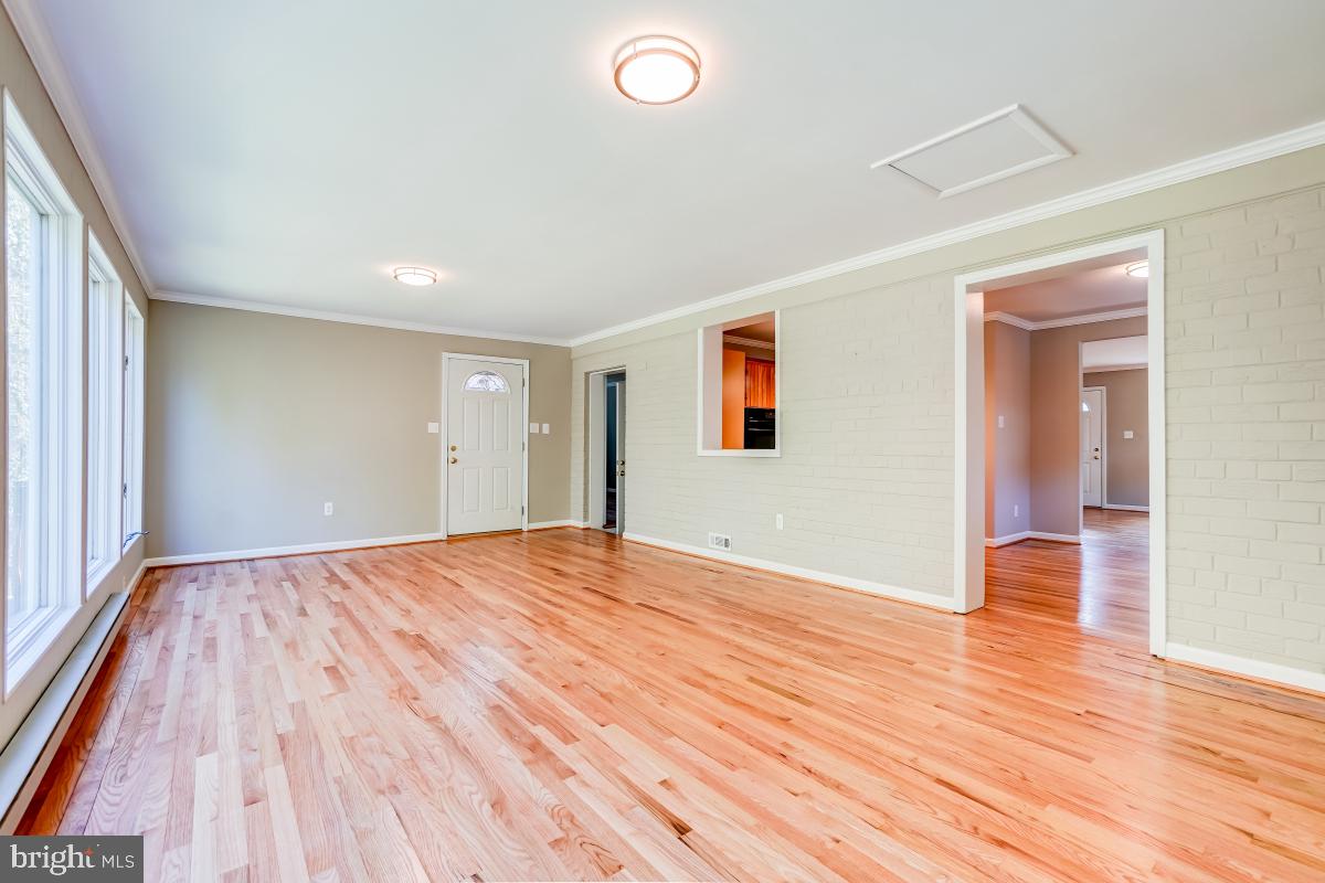 11113 Schuylkill Road Rockville, MD 20852 - Photo 12 of 32