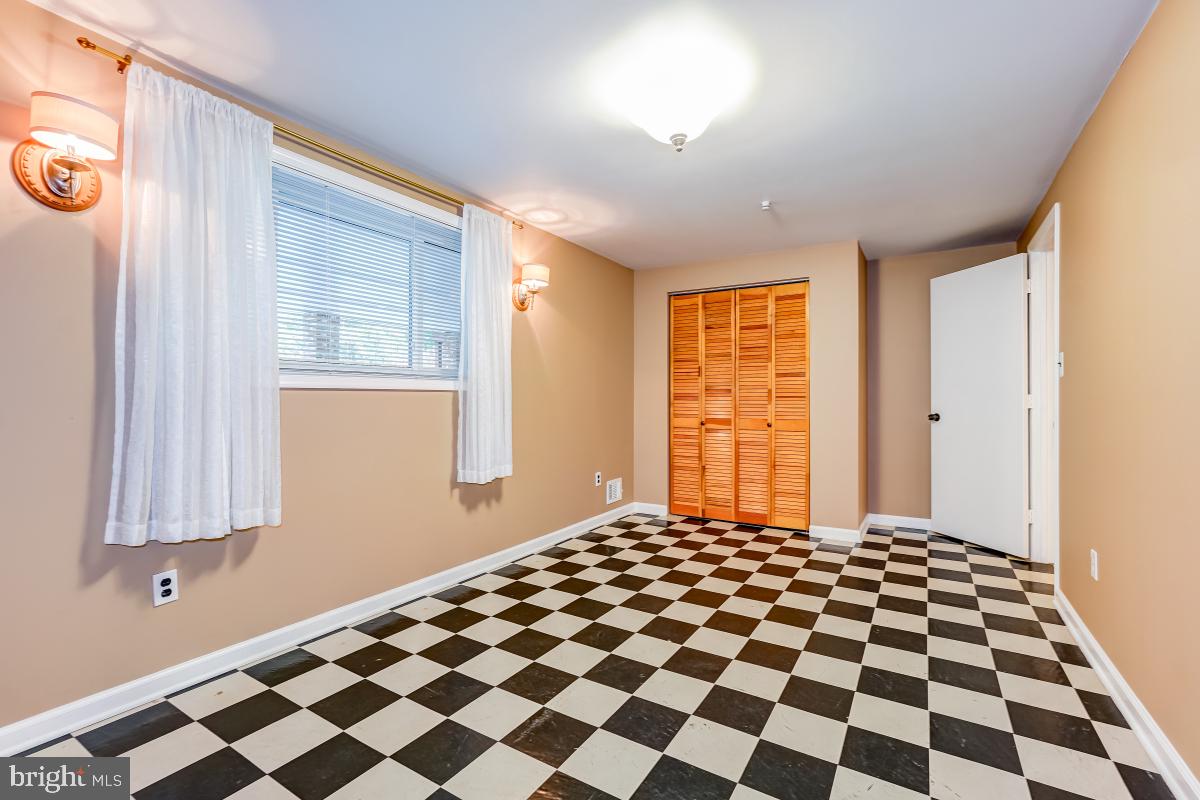 11113 Schuylkill Road Rockville, MD 20852 - Photo 26 of 32