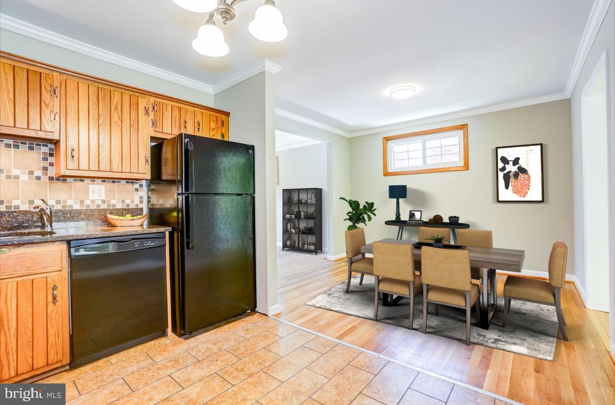 11113 Schuylkill Road Rockville, MD 20852 - Photo 7 of 32