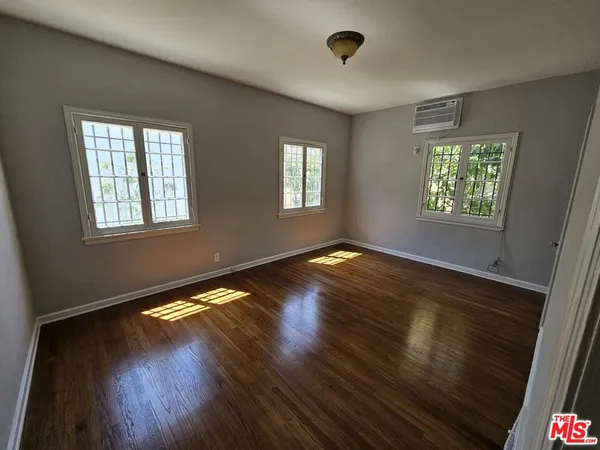 $3,300 | Cardiff Avenue, Los Angeles, CA 90035