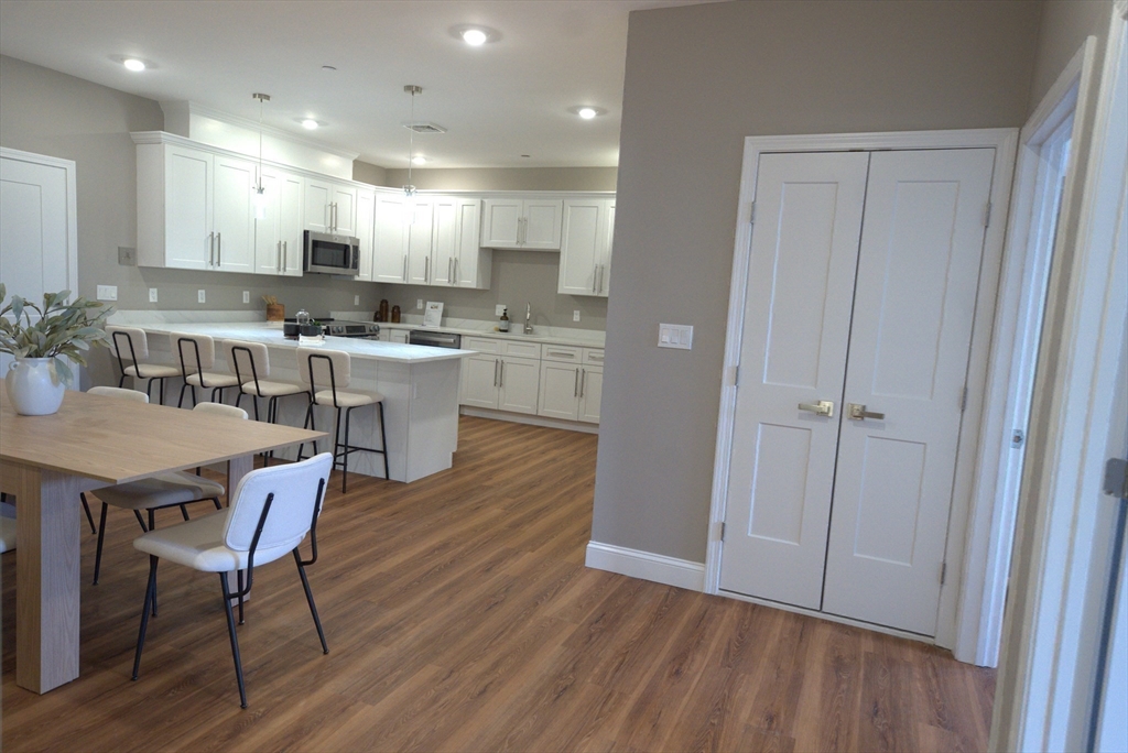 13 Nahant Street, Unit 4B Lynn, MA 01902 - Photo 17 of 39