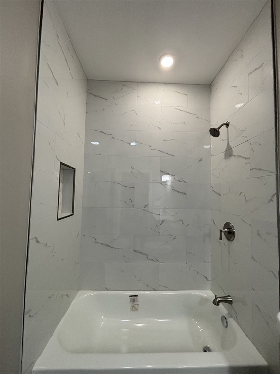 13 Nahant Street, Unit 4B Lynn, MA 01902 - Photo 26 of 39