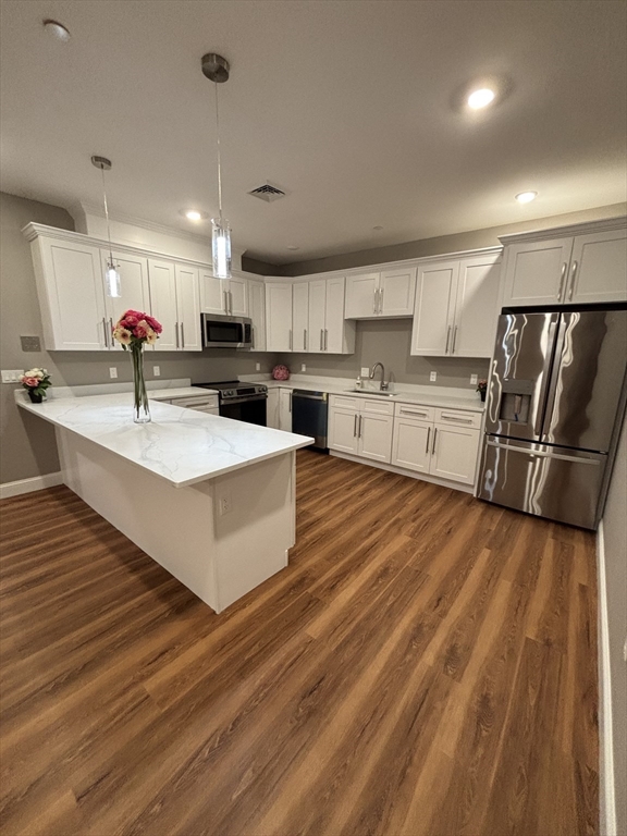 13 Nahant Street, Unit 4B Lynn, MA 01902 - Photo 3 of 39