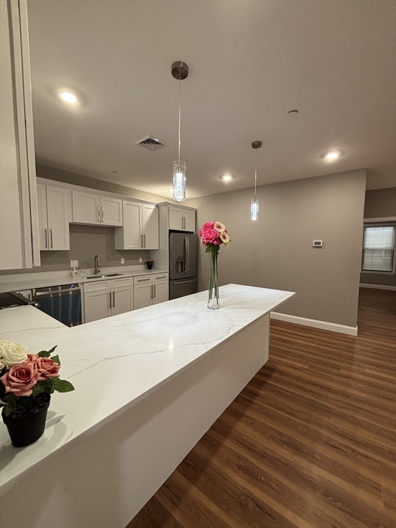 13 Nahant Street, Unit 4B Lynn, MA 01902 - Photo 8 of 39