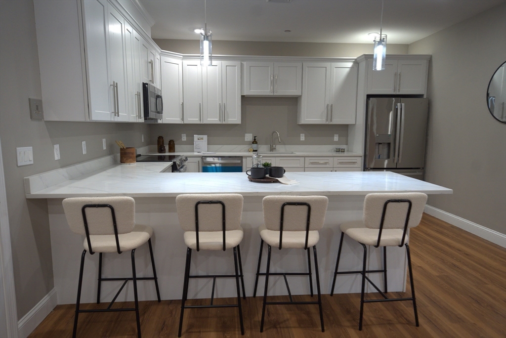 13 Nahant Street, Unit 4B Lynn, MA 01902 - Photo 9 of 39