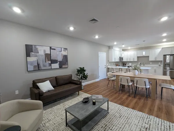 $499,000 | 13 Nahant Street, Unit 4B, Lynn, MA 01902