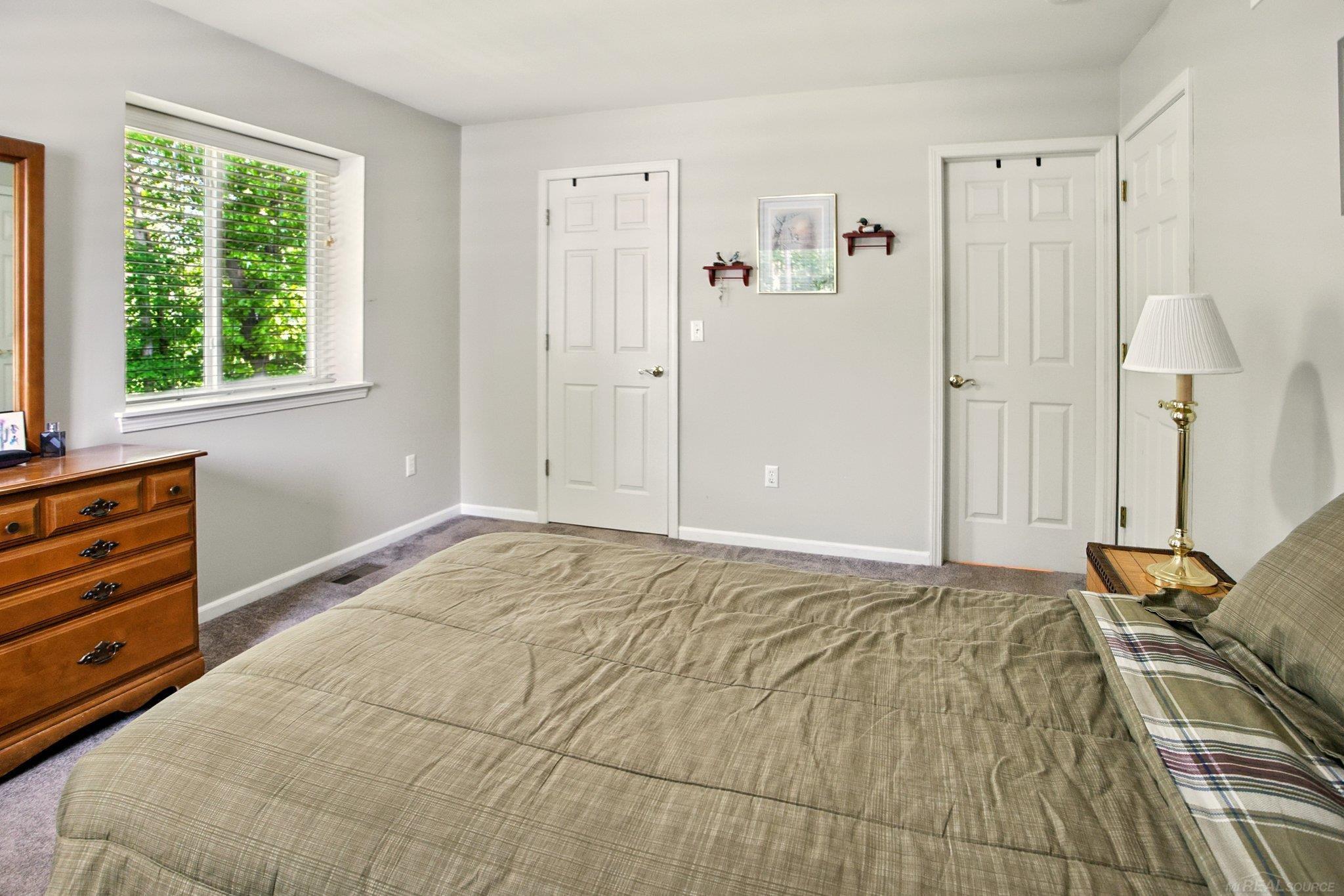 9446 Timber Ridge Drive Grand Blanc, MI 48439 - Photo 12 of 29 50177855-da75c0b3-b44e-4d4a-86c0-a828cfa7b2fe.JPG
