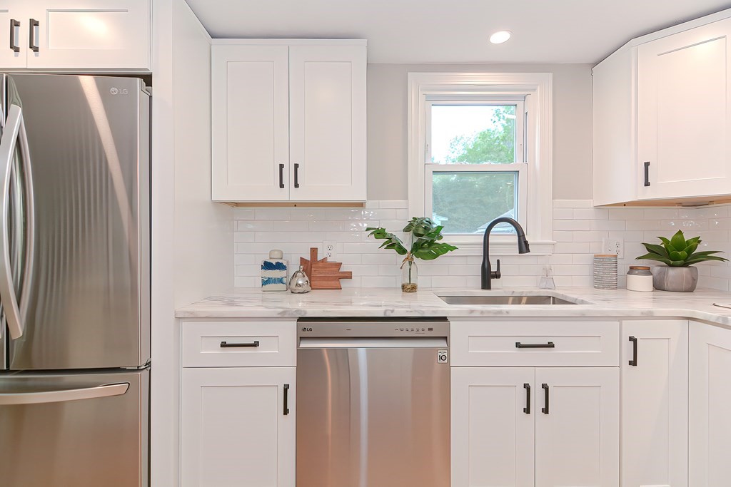 91 Higgins Road Framingham, MA 01701 - Photo 14 of 41 Gallery Image 14