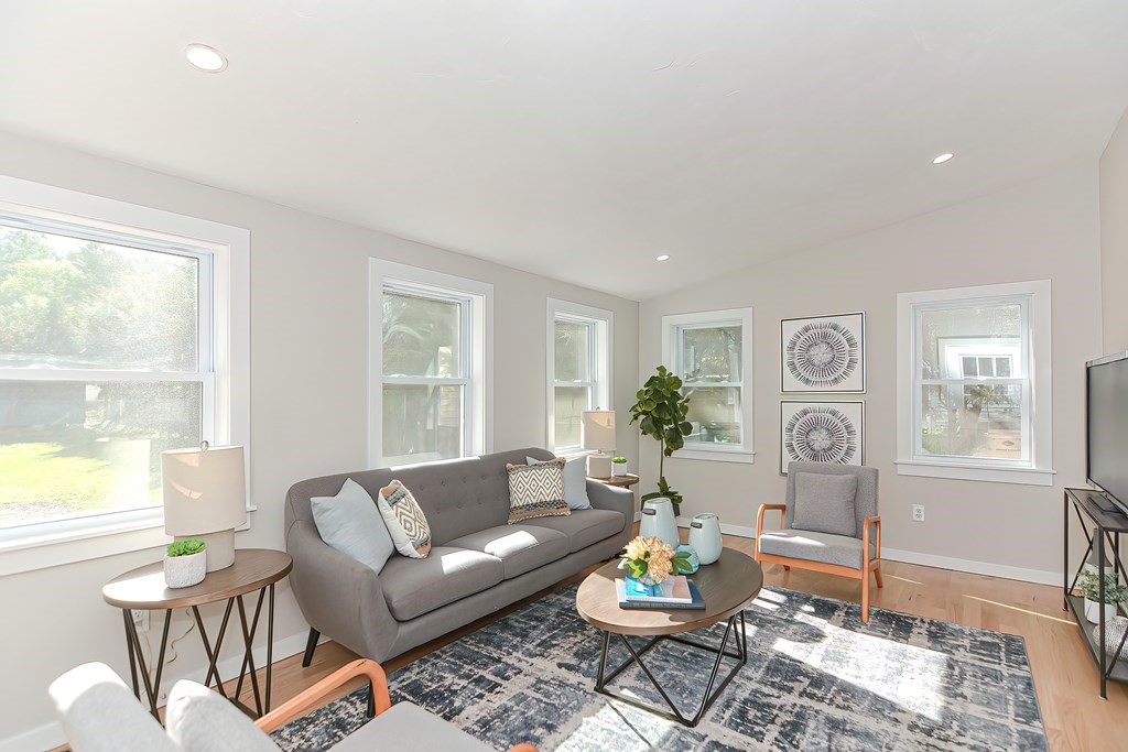91 Higgins Road Framingham, MA 01701 - Photo 16 of 41 Gallery Image 16