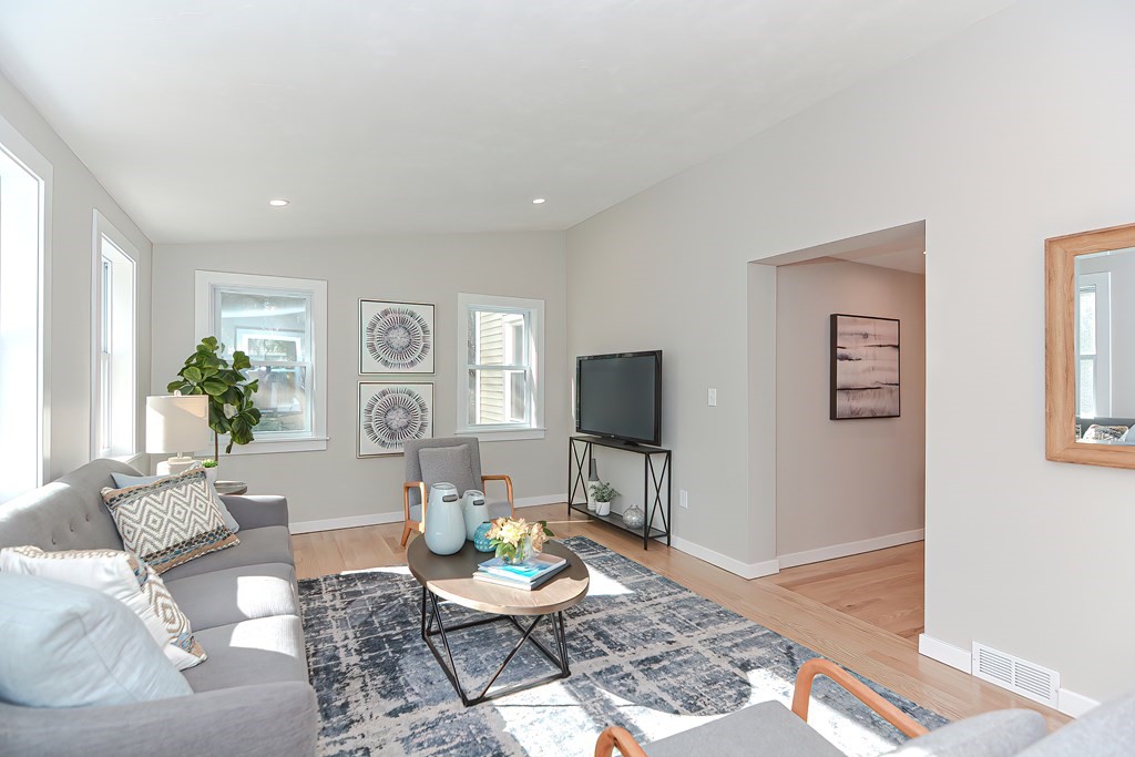 91 Higgins Road Framingham, MA 01701 - Photo 17 of 41 Gallery Image 17