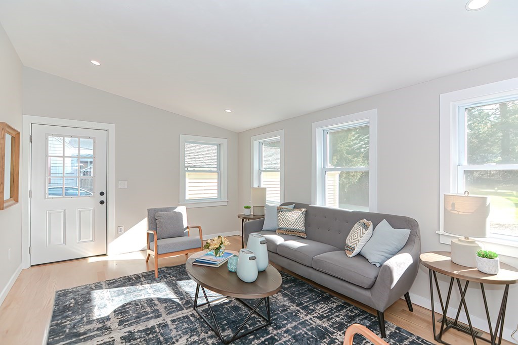91 Higgins Road Framingham, MA 01701 - Photo 19 of 41 Gallery Image 19