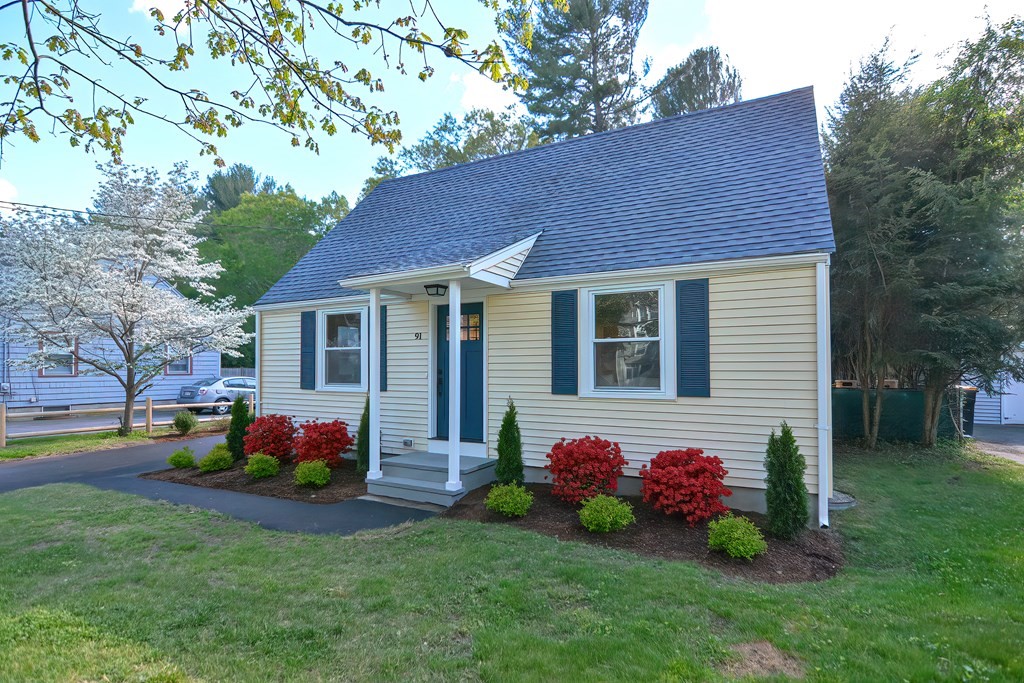 91 Higgins Road Framingham, MA 01701 - Photo 2 of 41 Gallery Image 2