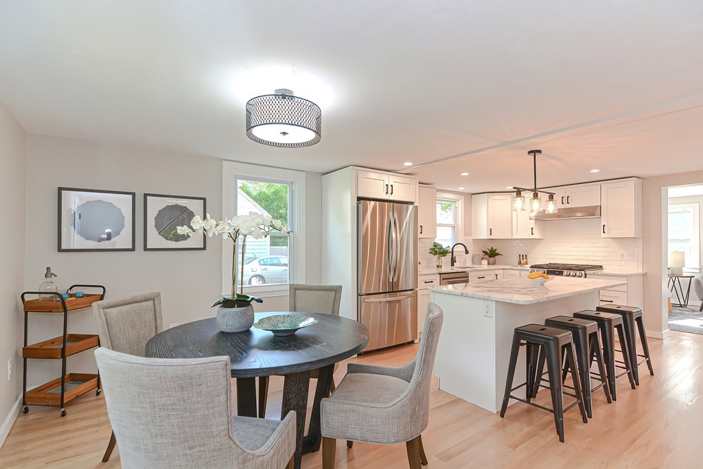 91 Higgins Road Framingham, MA 01701 - Photo 6 of 41 Gallery Image 6