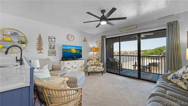 $199,900 | 1542 Harbor Point, Unit C304, Osage Beach, MO 65065