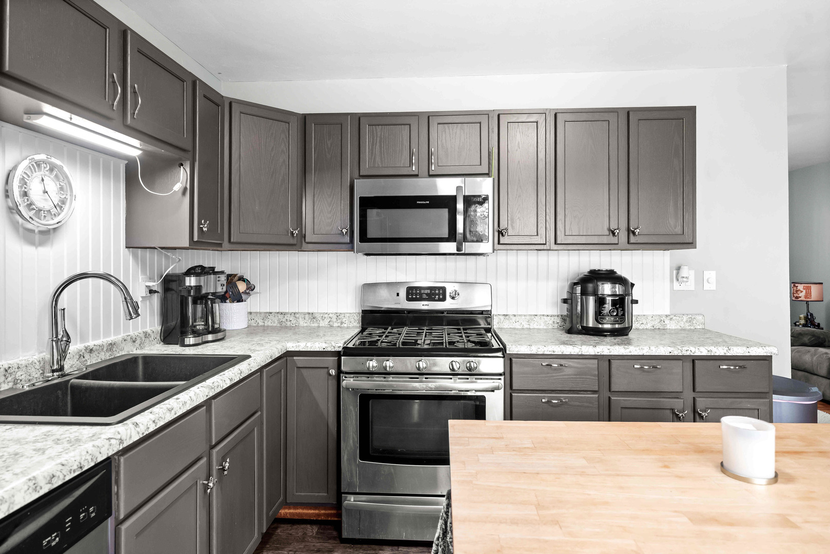 311 1st Street Anchor, IL 61720 - Photo 7 of 24